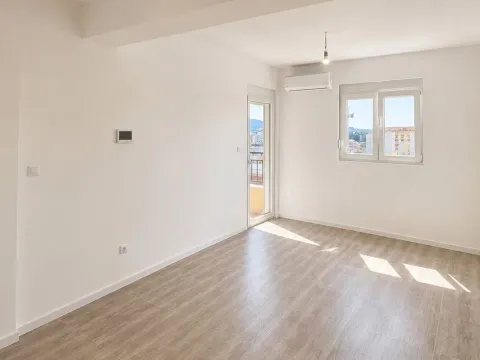 Izdavanje, jednosoban stan, 46m², Ilino, Bar - image 5