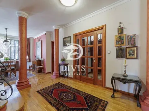 Sale, house, 377m², Trošarina, Voždovac Sve Podlokacije - image 16