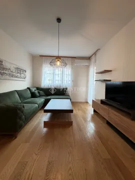 Rent, one bedroom apartment, 50m², Central Point, Podgorica - image 3