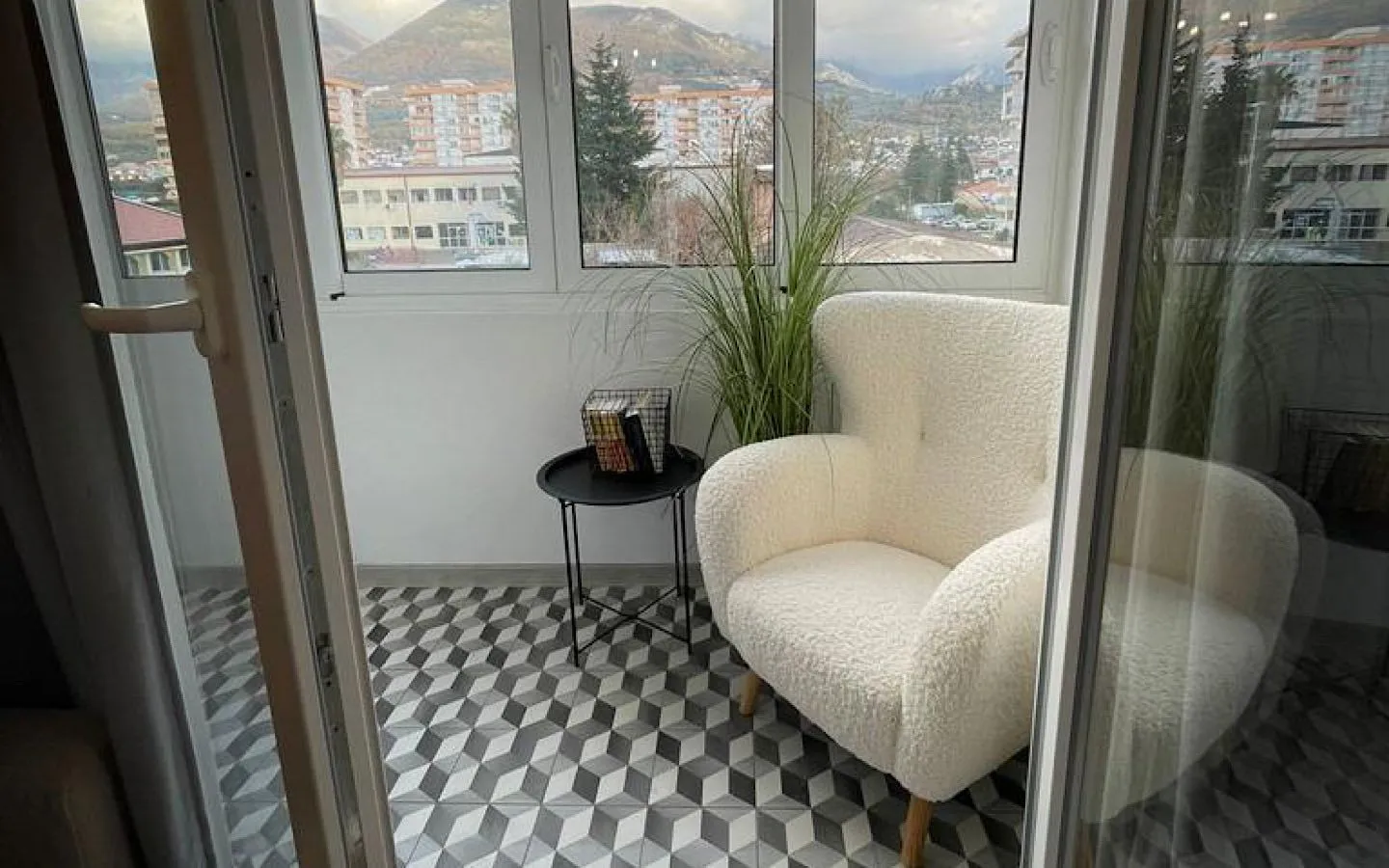 Sale, one bedroom apartment, 47m², Makedonsko naselje, Bar