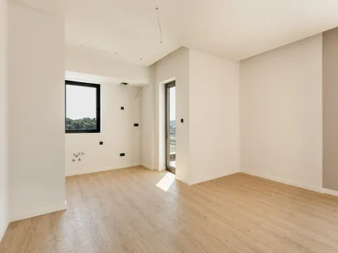 Prodaja, jednosoban stan, 81m², Porto Montenegro, Tivat - image 5