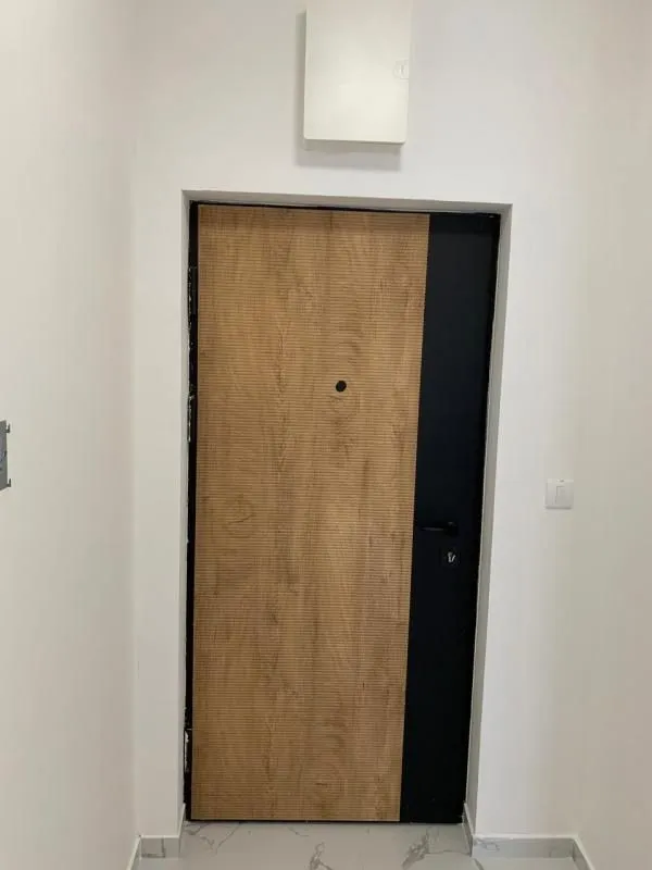 Prodaja, jednosoban stan, 46m², Lazi, Budva