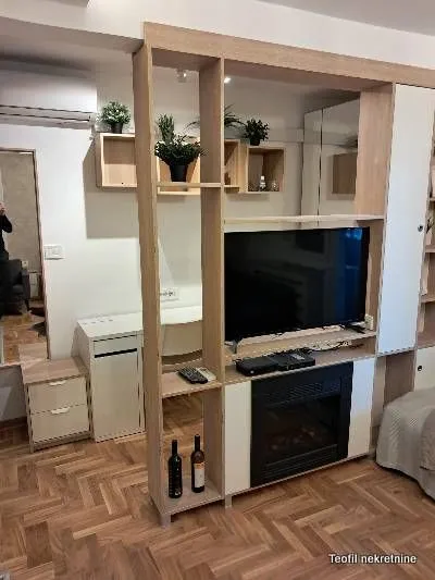 Rent, studio apartment, 30m², Stari Grad, Beograd