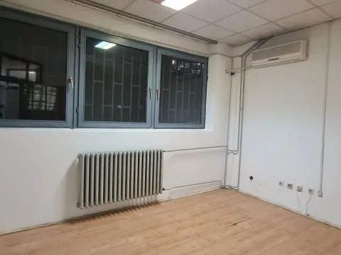 Izdavanje, poslovni prostor, 105m², Novi Beograd Blok 23, Novi Beograd Sve Podlokacije