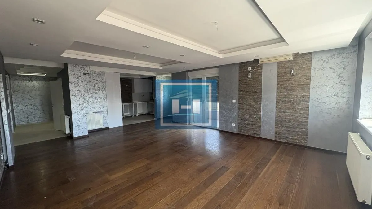 Prodaja, stan, 153m², Centar, Jagodina