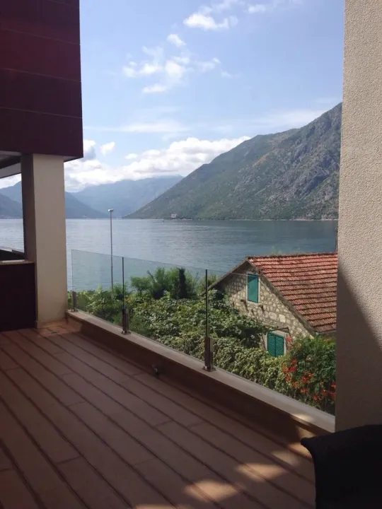 Sale, three bedroom apartment, 192m², Ljuta, Kotor