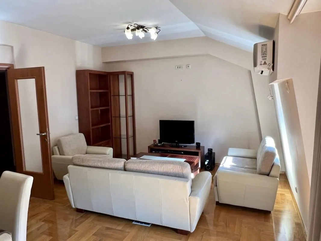 Rent, one bedroom apartment, 53m², Gorica C, Podgorica