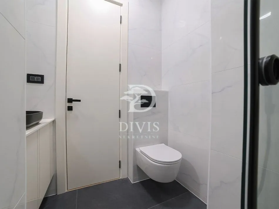 Sale, three bedroom apartment, 70m², Stari Grad, Beograd