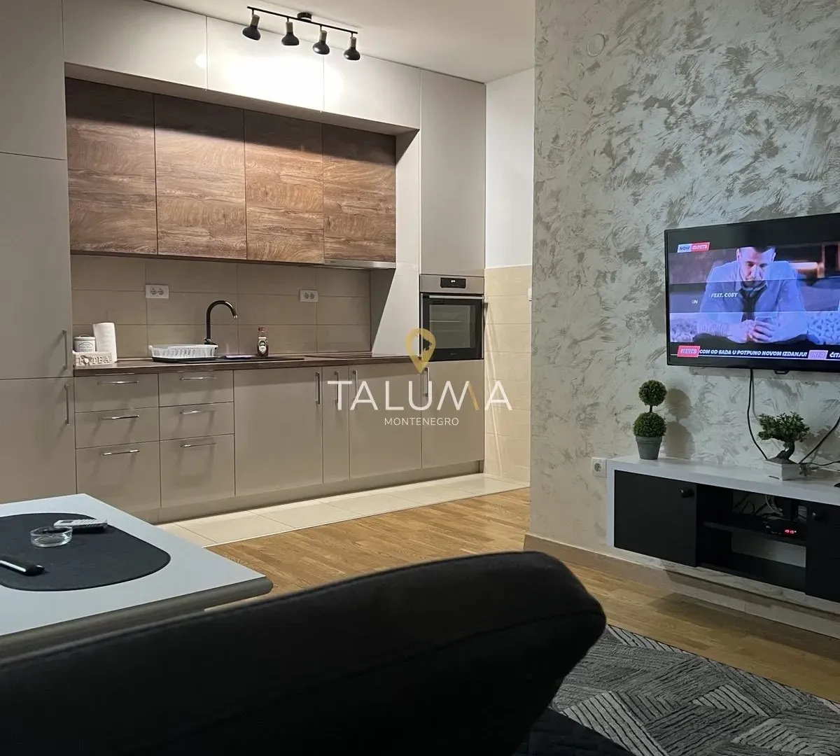Rent, one bedroom apartment, 54m², Centar, Podgorica