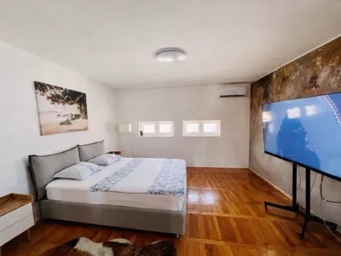 Prodaja, trosoban stan, 101m², Centar, Podgorica - image 8