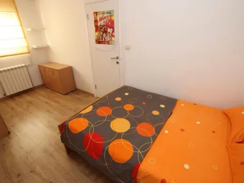 Rent, two bedroom apartment, 90m², Buljarica, Budva - image 13