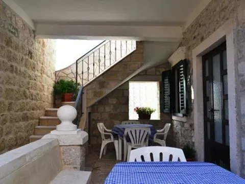 Sale, house, 355m², Prčanj, Kotor - image 15