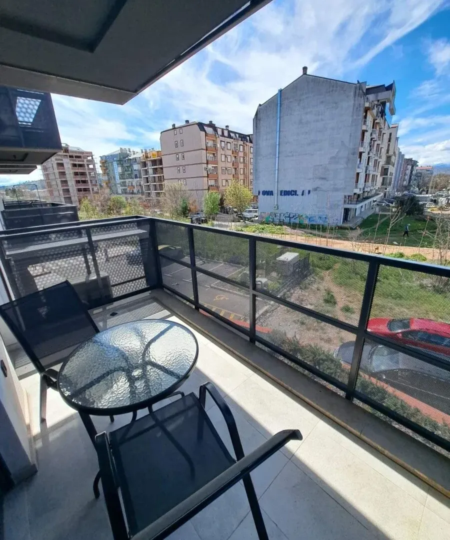 Rent, one bedroom apartment, 53m², Krivi Most, Podgorica