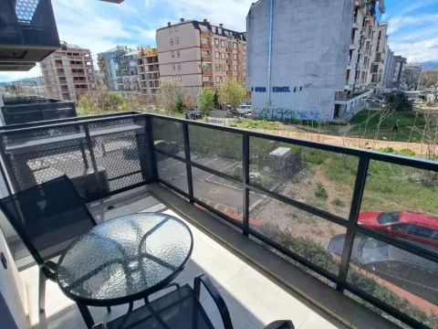 Izdavanje, jednosoban stan, 53m², Krivi Most, Podgorica - image 19