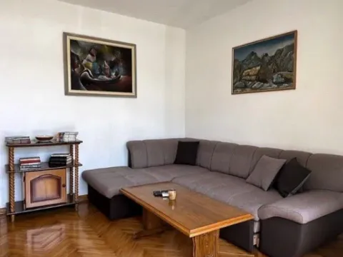 Izdavanje, jednosoban stan, 60m², Igalo, Herceg Novi - image 10