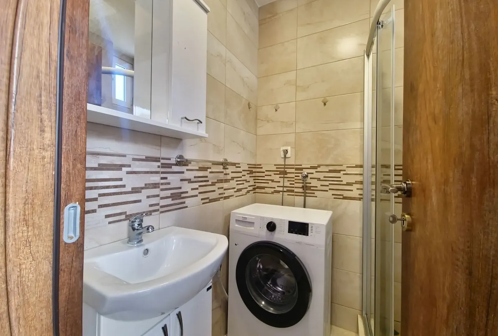 Rent, one bedroom apartment, 42m², Budva, Crna Gora