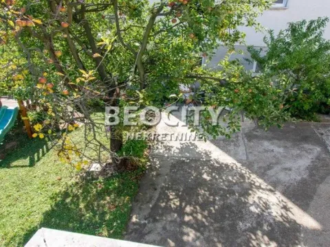 Prodaja, kuća, 357m², Sremčica, Beograd - image 18