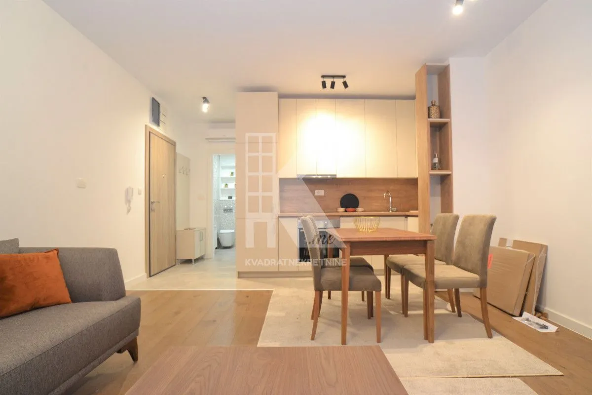 Izdavanje, jednosoban stan, 48m², Momišići, Podgorica