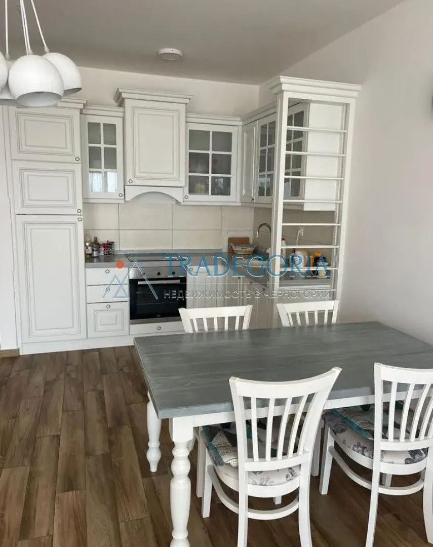 Prodaja, dvosoban stan, 120m², Dobra Voda, Bar