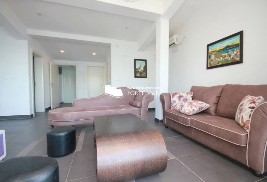 Sale, two bedroom apartment, 98m², Herceg Novi, Crna Gora