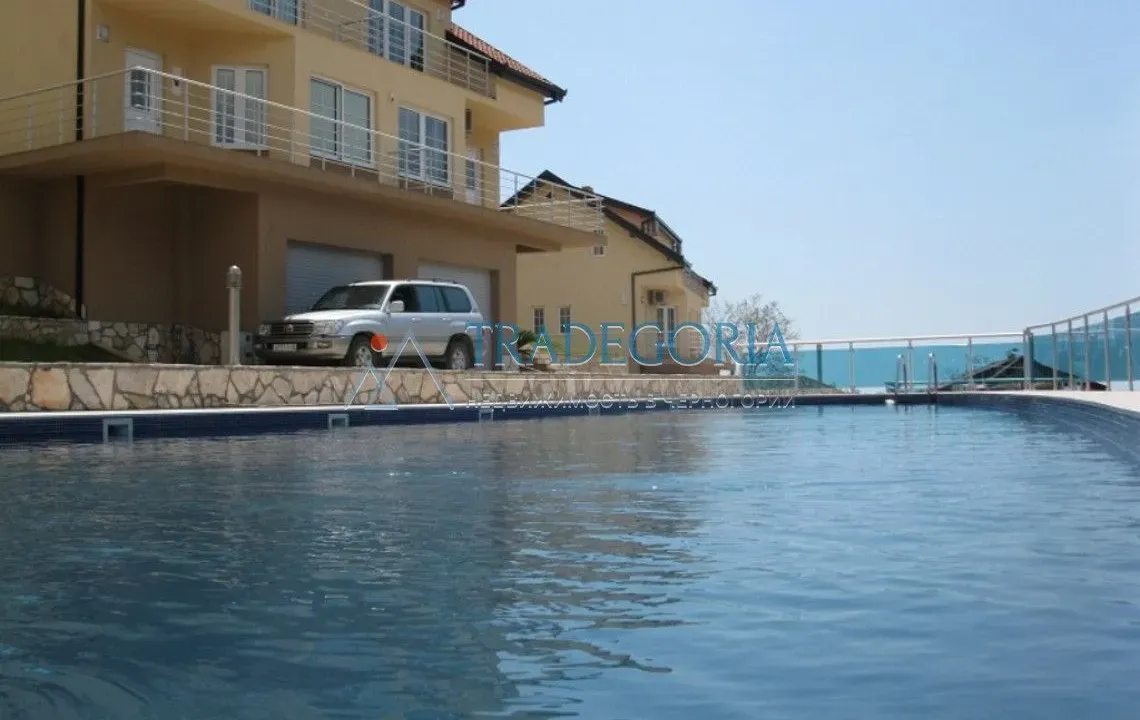 Sale, two bedroom apartment, 132m², Bar, Crna Gora