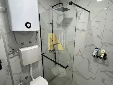 Izdavanje, dvosoban stan, 52m², Bulevar Oslobodjenja, Novi Sad Sve Podlokacije - image 9