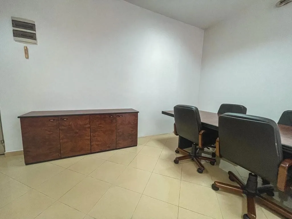 Rent, office space, 50m², Blok 6, Podgorica