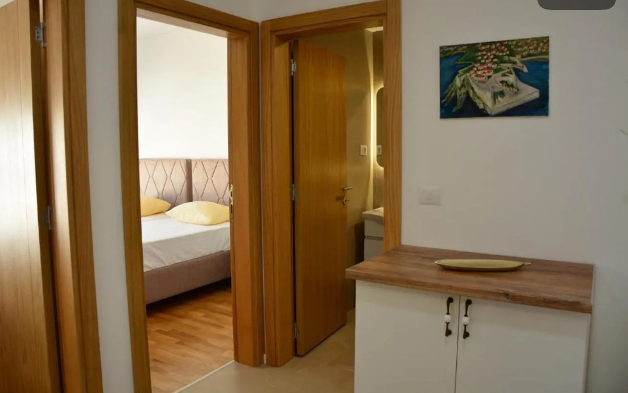 Izdavanje, dvosoban stan, 60m², Velika Plaža, Ulcinj