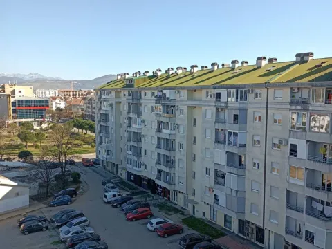 Rent, one bedroom apartment, 40m², Stari Aerodrom, Podgorica - image 11