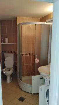 Rent, two bedroom apartment, 70m², Sutomore, Bar - image 11