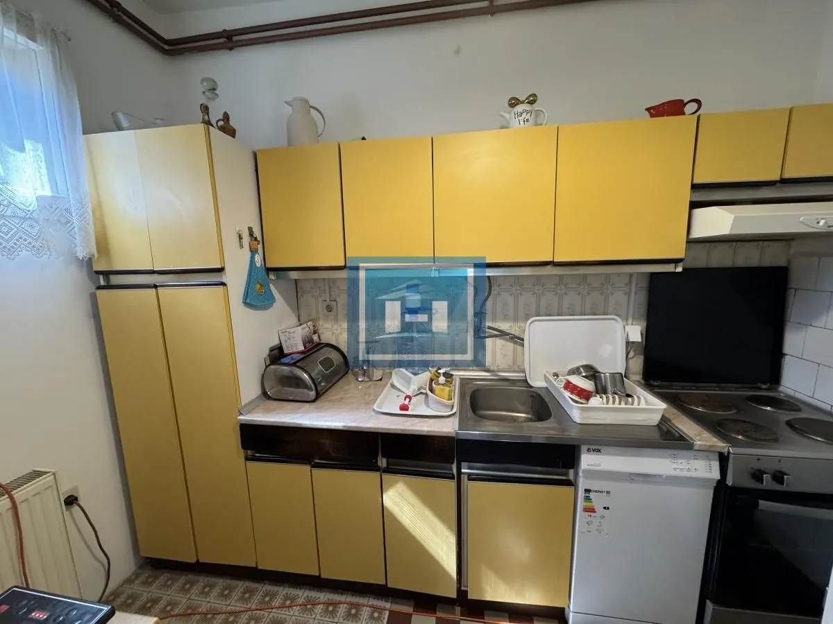 Sale, house, 200m², Centar, Ćuprija