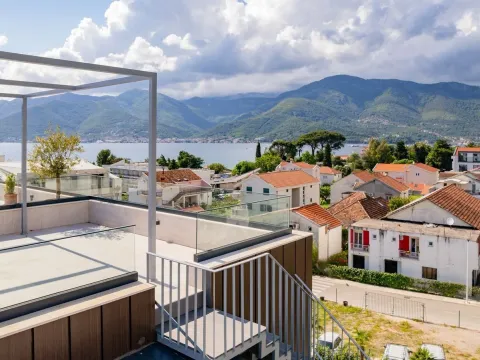 Prodaja, dvosoban stan, 154m², Tivat, Crna Gora - image 6