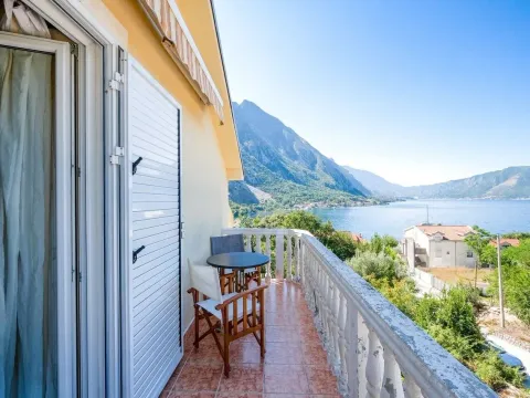 Prodaja, dvosoban stan, 53m², Orahovac, Kotor - image 11