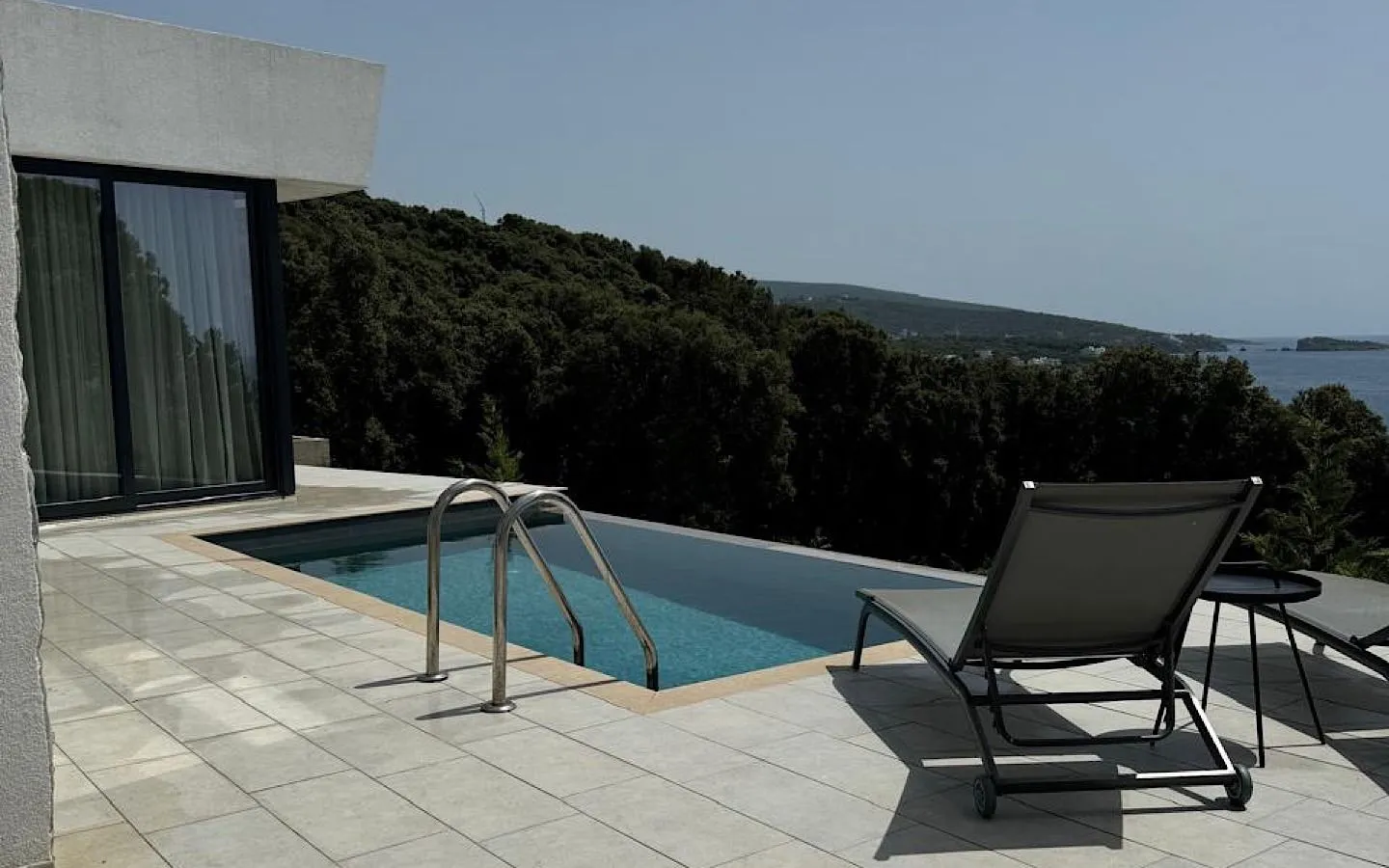Rent, house, 75m², Utjeha, Bar