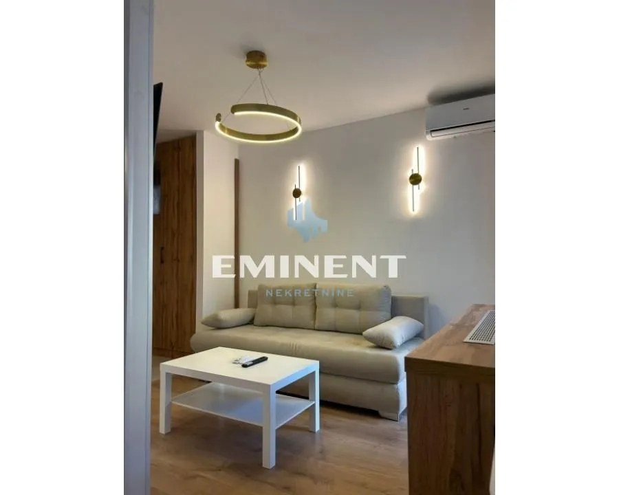 Rent, apartment, 34m², Stari Grad, Beograd