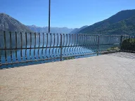 Sale, house, 200m², Morinj, Kotor - image 1
