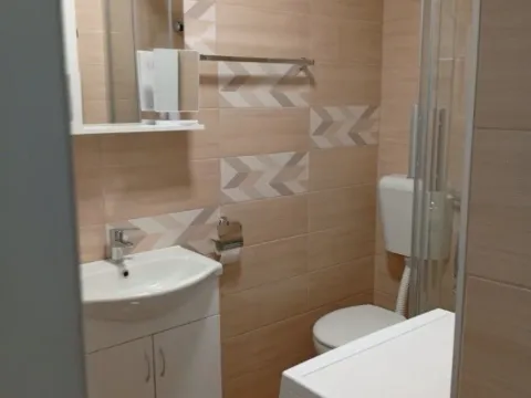 Prodaja, garsonjera, 27m², Centar, Podgorica - image 4