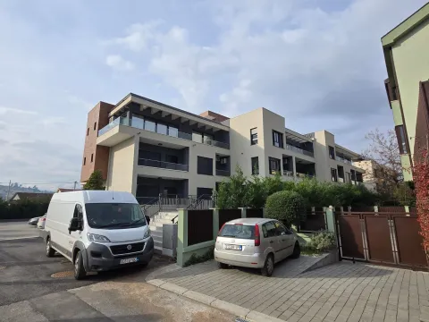 Prodaja, jednosoban stan, 42m², Donja Gorica, Podgorica - image 3