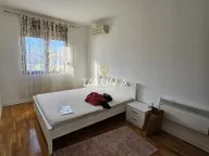 Izdavanje, dvosoban stan, 90m², Preko Morače, Podgorica - image 9