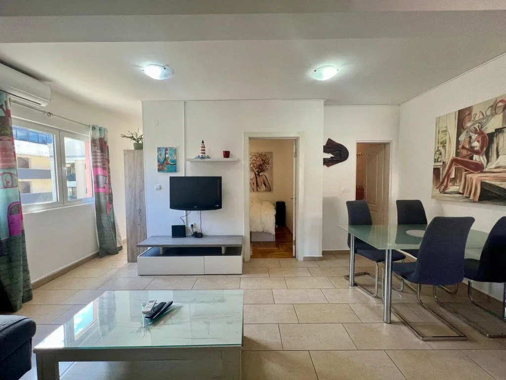 Prodaja, dvosoban stan, 50m², Donja Lastva, Tivat