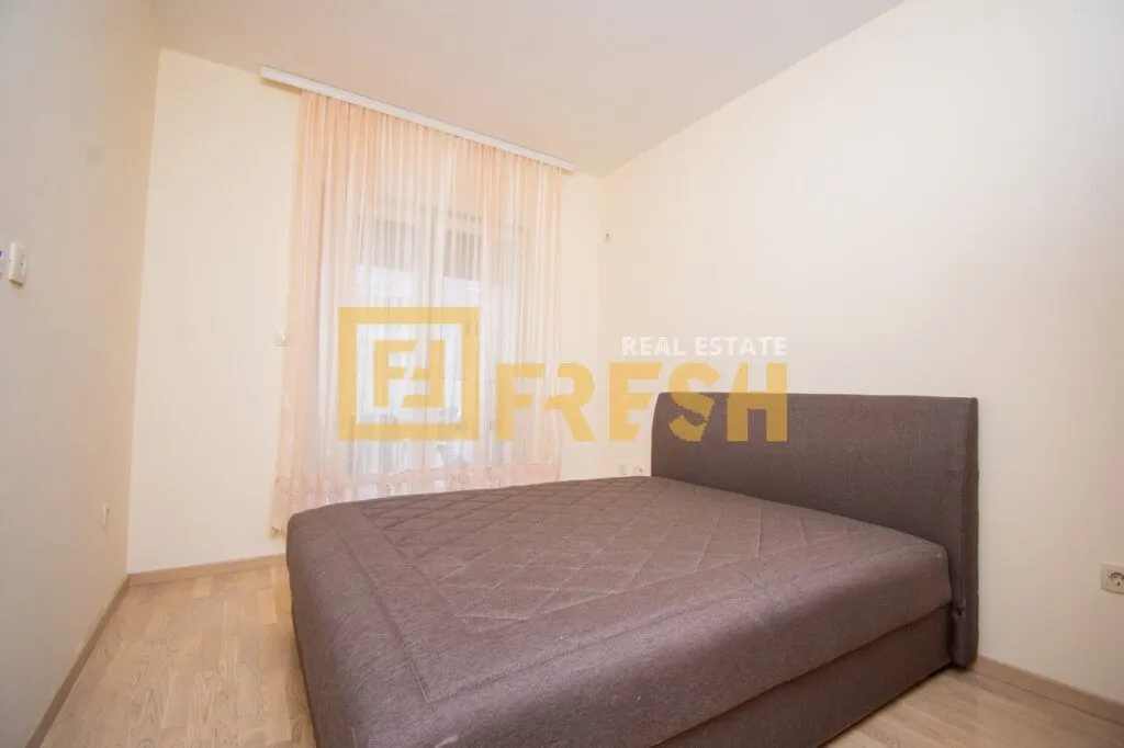 Izdavanje, jednosoban stan, 45m², City Kvart, Podgorica