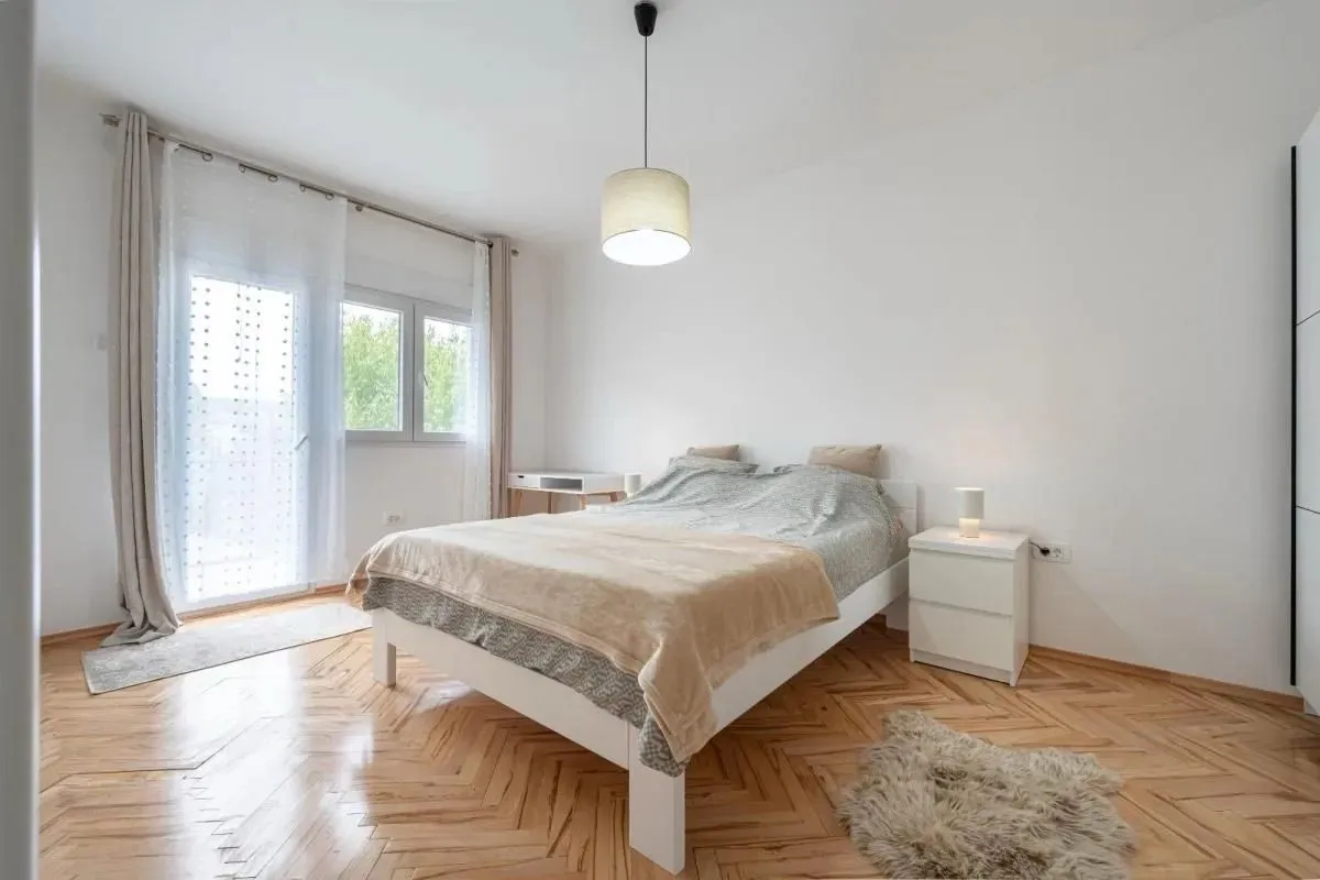 Rent, three bedroom apartment, 100m², Dalmatinska ulica, Podgorica