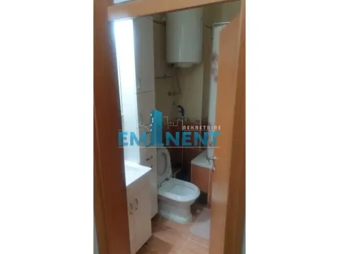 Izdavanje, dvosoban stan, 47m², Lipov Lad, Zvezdara Sve Podlokacije - image 9