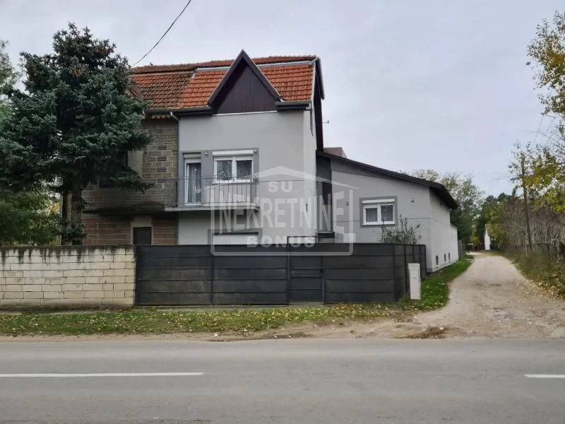 Prodaja, kuća, 150m², Makova Sedmica, Subotica