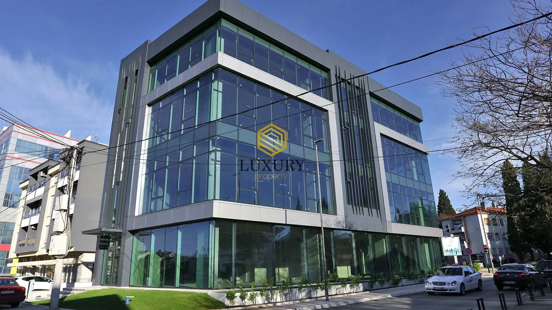 Rent, office space, 378m², Centar, Podgorica