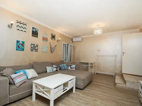 Sale, house, 110m², Budva, Crna Gora - image 14