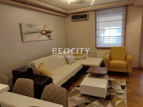 Izdavanje, trosoban stan, 81m², Centar, Novi Sad