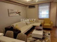 Izdavanje, trosoban stan, 81m², Centar, Novi Sad - image 1