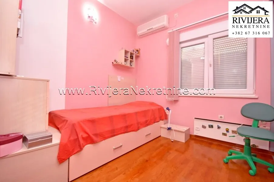 Prodaja, kuća, 285m², Đenovići, Herceg Novi
