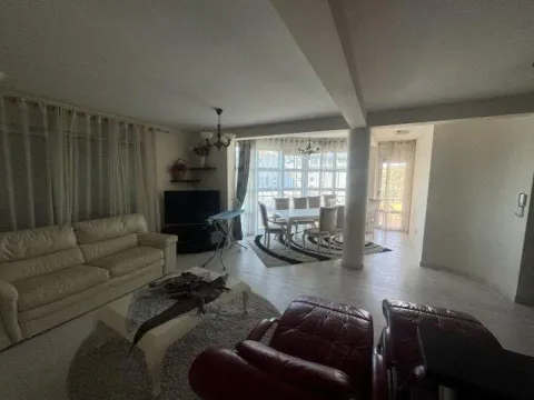 Rent, two bedroom apartment, 129m², Bečići, Budva - image 11